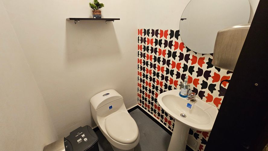 Local en venta en San Fernando Nuevo, Cali, 296 m² · foto 15 de 20