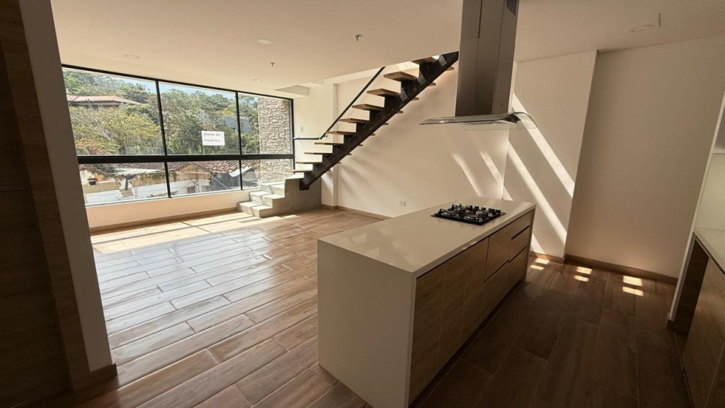Apartamento en venta en Loma Del Escobero, Envigado · foto 6 de 19