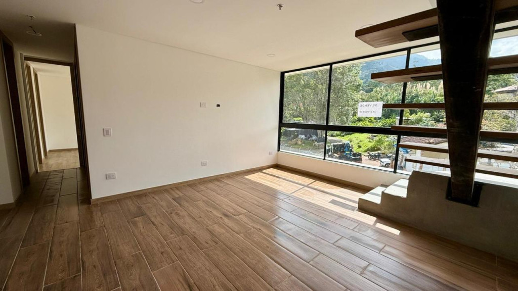 Apartamento en venta en Loma Del Escobero, Envigado · foto 7 de 19