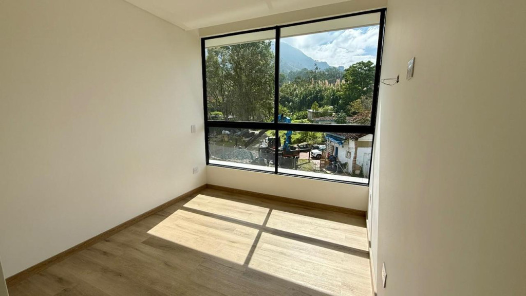 Apartamento en venta en Loma Del Escobero, Envigado · foto 13 de 19