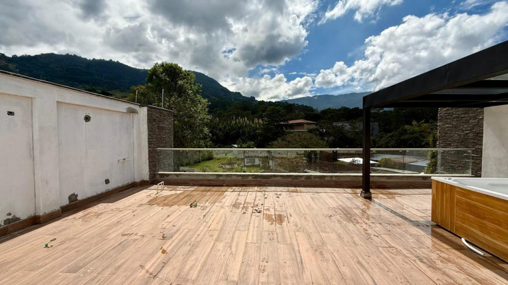 Apartamento en venta en Loma Del Escobero, Envigado · foto 17 de 19