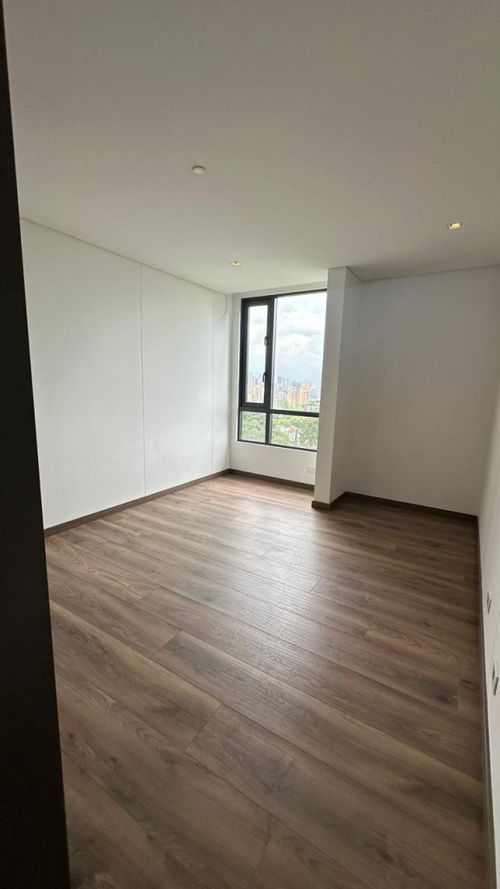 Apartamento en venta en El Poblado, Medellín · foto 9 de 14