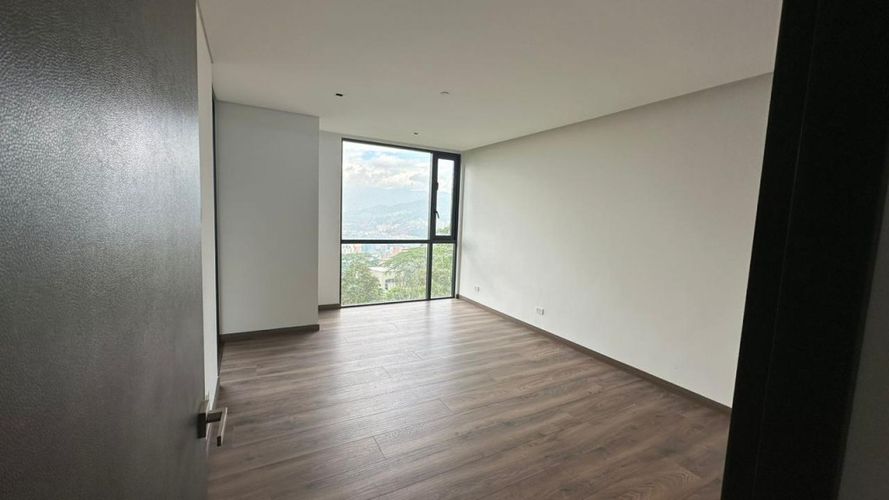 Apartamento en venta en El Poblado, Medellín · foto 12 de 14