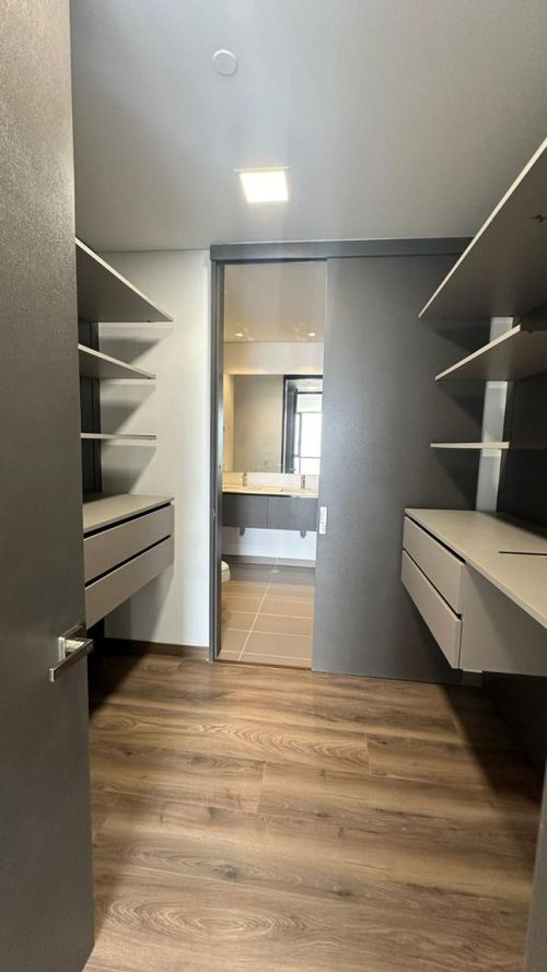 Apartamento en venta en El Poblado, Medellín · foto 13 de 14