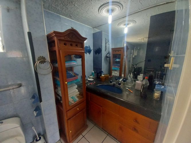 Casa de 5 alcobas en venta en Los Colores, Medellín, 379 m² · foto 10 de 20