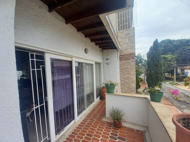 Casa de 5 alcobas en venta en Los Colores, Medellín, 379 m² · foto 20 de 20