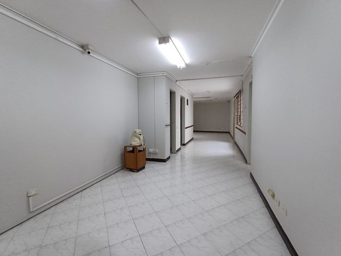Oficina en venta en Laureles, Medellín, 146 m² · foto 14 de 24