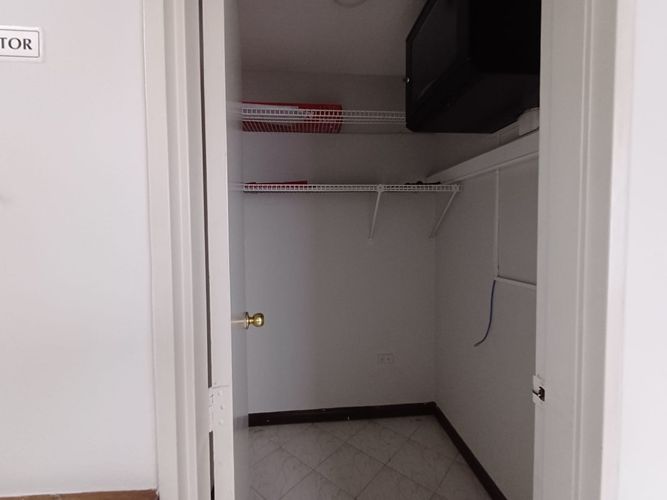 Oficina en venta en Laureles, Medellín, 146 m² · foto 22 de 24