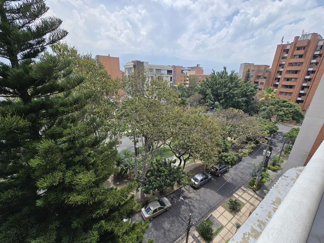 Apartamento de 3 alcobas en venta en Laureles, Medellín, 120 m² · foto 14 de 14