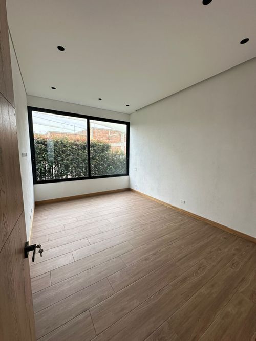 Casa de 3 alcobas en venta en Llano Grande, Rionegro, 464 m² · foto 20 de 24