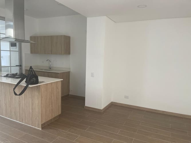 Casa de 3 alcobas en venta en La Ceja, 127 m² · foto 2 de 11