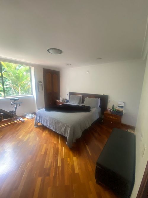 Casa de 4 alcobas en venta en Los Balsos, Medellín, 250 m² · foto 11 de 24