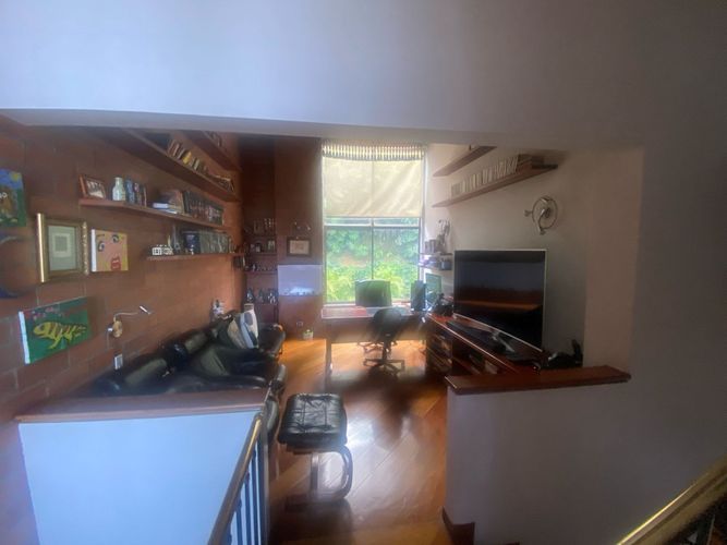 Casa de 4 alcobas en venta en Los Balsos, Medellín, 250 m² · foto 17 de 24