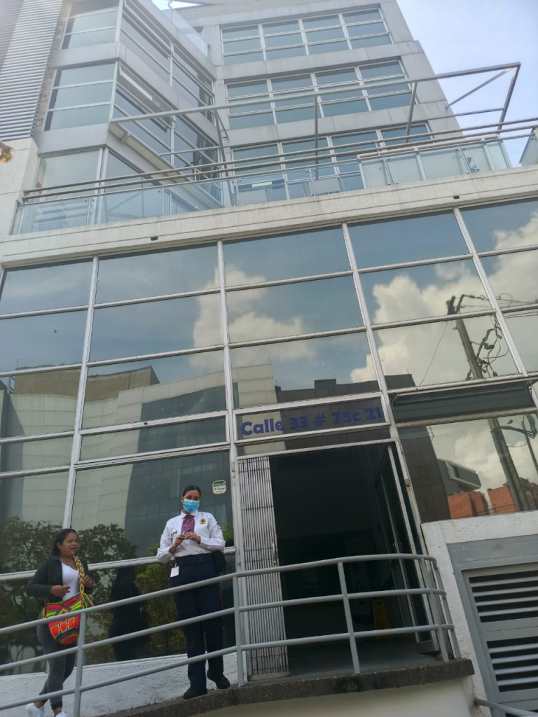 20BR Building in Laureles (1300 m²) for Sale