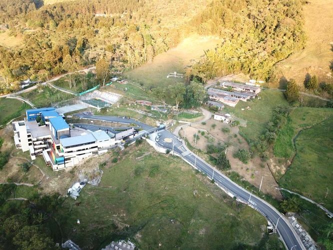Lote en venta en Loma Del Escobero, Envigado, 301 m² · foto 9 de 10