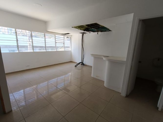 Bodega en venta en El Poblado, Medellín, 780 m² · foto 8 de 8