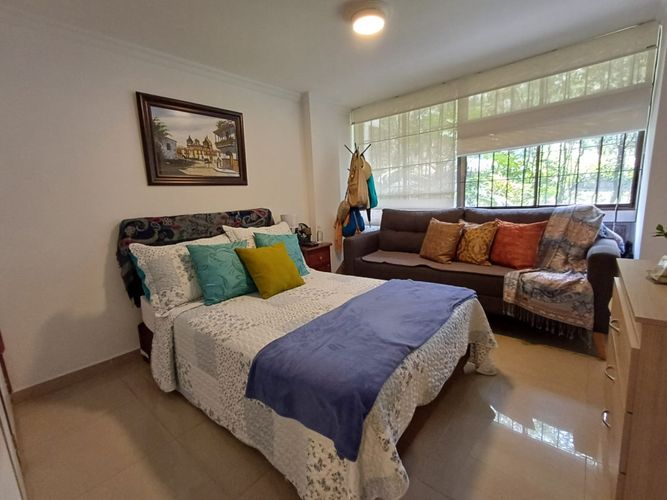 Apartamento de 3 alcobas en venta en El Poblado, Medellín, 111 m² · foto 8 de 24