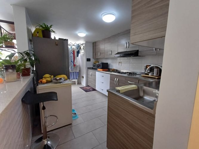 Apartamento de 3 alcobas en venta en El Poblado, Medellín, 111 m² · foto 18 de 24