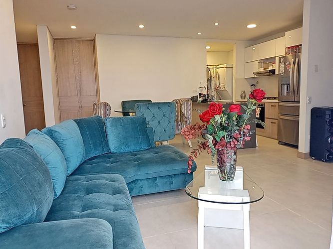 Apartamento en venta en La Flora, Cali · foto 3 de 18
