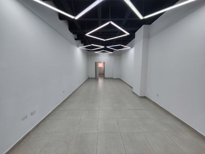 Local en arriendo en Las Lomitas, Sabaneta, 82 m² · foto 3 de 14