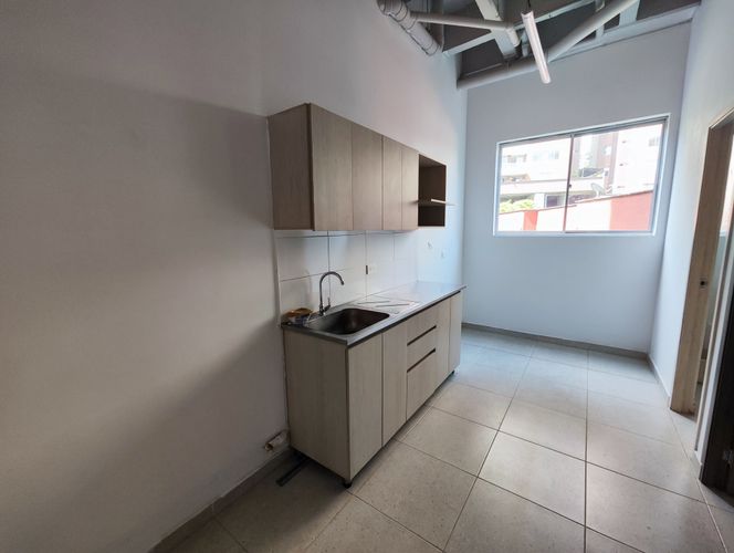 Local en arriendo en Las Lomitas, Sabaneta, 82 m² · foto 7 de 14