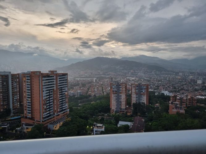 Apartamento de 4 alcobas en venta en Loma De Las Brujas, Envigado, 127 m² · foto 21 de 21