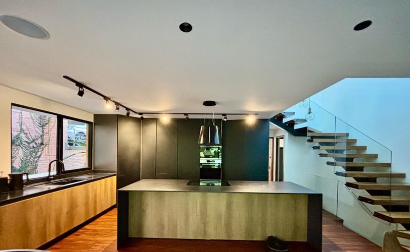 Casa de 3 alcobas en venta en El Diamante No. 2, Medellín, 310 m² · foto 6 de 24