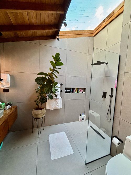 Casa de 3 alcobas en venta en El Diamante No. 2, Medellín, 310 m² · foto 15 de 24