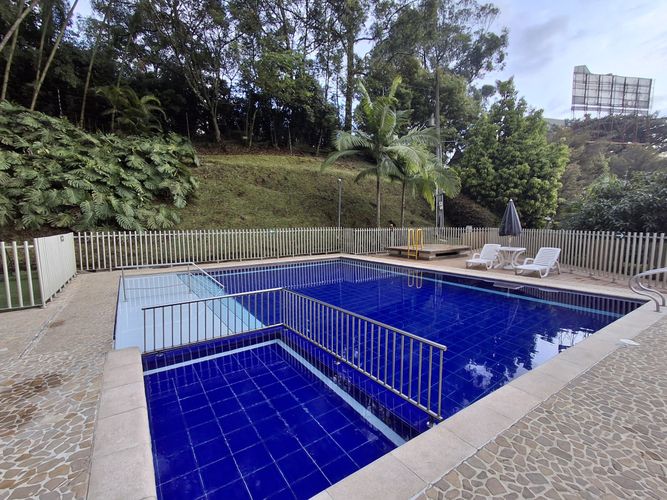 Casa de 3 alcobas en venta en El Diamante No. 2, Medellín, 310 m² · foto 24 de 24