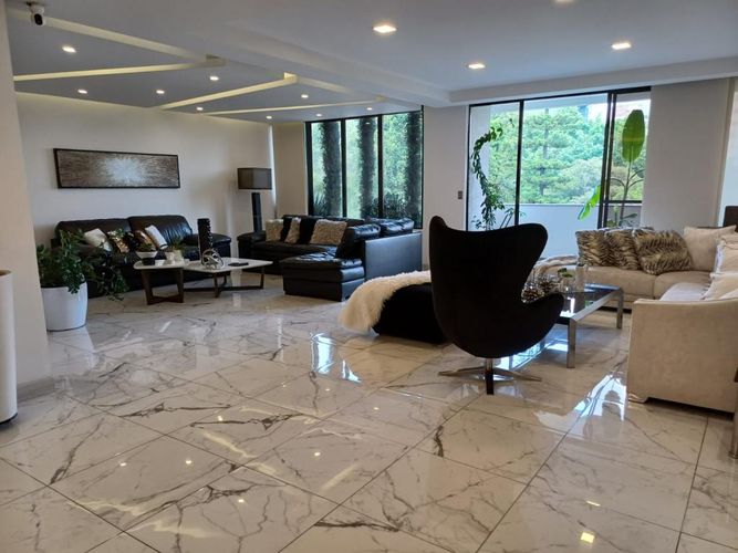 Apartamento de 3 alcobas en venta en Los Balsos, Medellín, 264 m² · foto 13 de 21