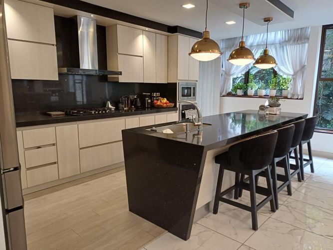 Apartamento de 3 alcobas en venta en Los Balsos, Medellín, 264 m² · foto 16 de 21