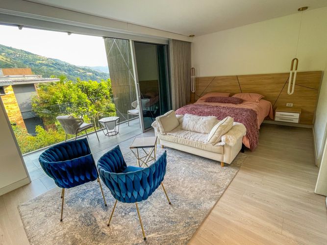 Casa de 4 alcobas en venta en Las Palmas, Medellín, 730 m² · foto 20 de 24