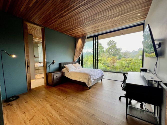 Casa de 5 alcobas en venta en Llano Grande, Rionegro, 913 m² · foto 18 de 24