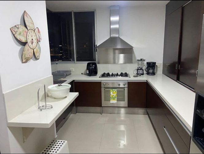 Apartamento de 3 alcobas en venta en Astorga, Medellín, 178 m² · foto 13 de 22