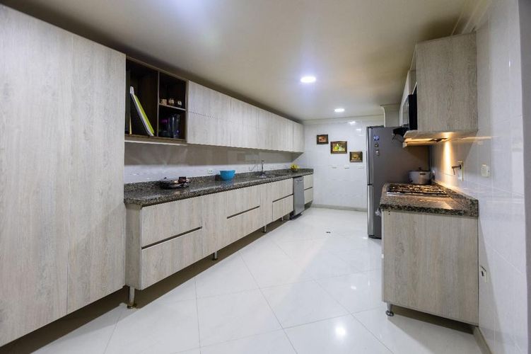 Casa de 4 alcobas en venta en El Campestre, Medellín, 538 m² · foto 5 de 14