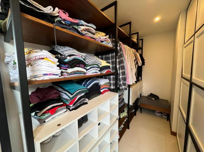 Apartamento de 2 alcobas en venta en El Tesoro, Medellín, 284 m² · foto 19 de 22