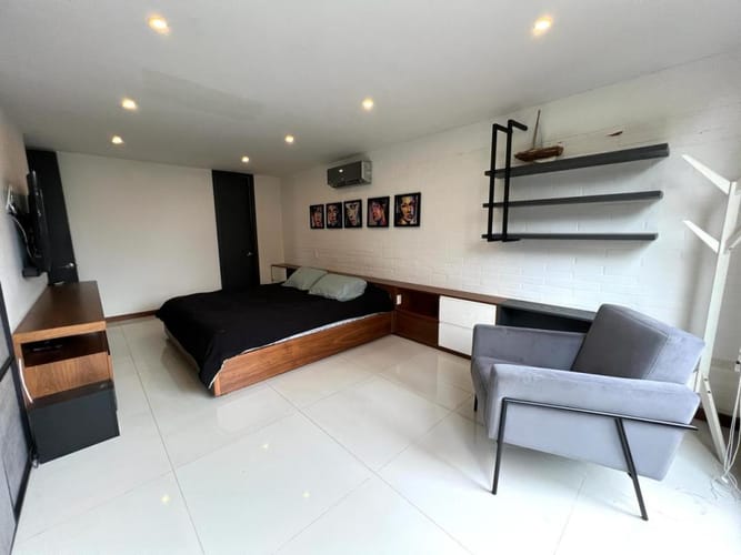 Apartamento de 2 alcobas en venta en El Tesoro, Medellín, 284 m² · foto 21 de 22