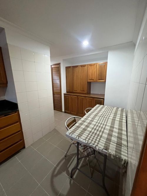 Apartamento de 4 alcobas en arriendo en El Poblado, Medellín, 226 m² · foto 8 de 23