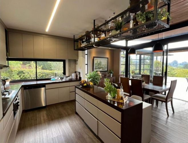 Casa de 3 alcobas en venta en Centro, La Ceja, 326 m² · foto 4 de 24