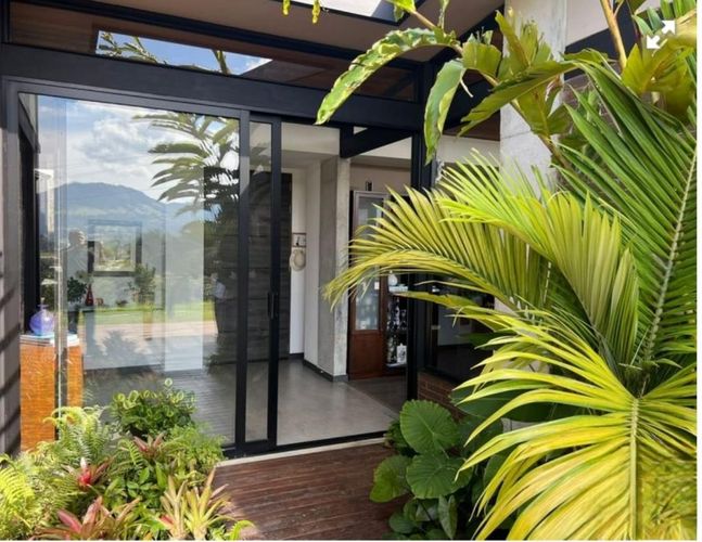 Casa de 3 alcobas en venta en Centro, La Ceja, 326 m² · foto 17 de 24