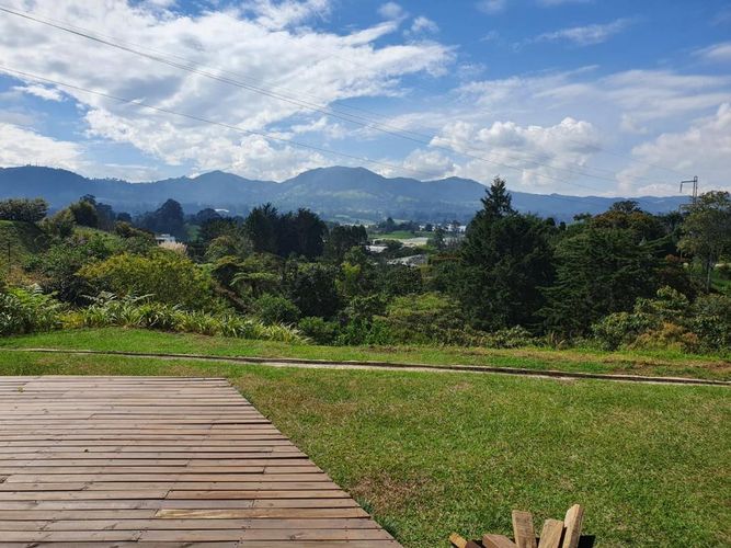 Casa de 3 alcobas en venta en Centro, La Ceja, 326 m² · foto 21 de 24