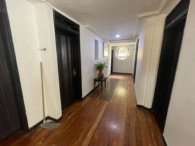 Edificio en venta en Boston, Medellín, 1192 m² · foto 2 de 5