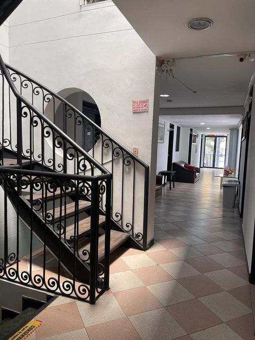 Edificio en venta en Boston, Medellín, 1192 m² · foto 4 de 5