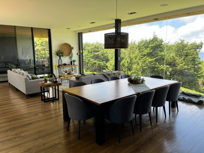 Casa de 4 alcobas en venta en Las Palmas, Medellín, 500 m² · foto 6 de 24
