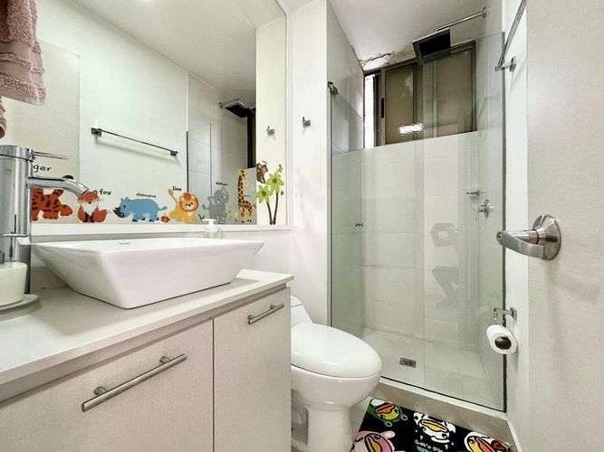 Apartamento de 4 alcobas en venta en La Florida, Medellín, 176 m² · foto 11 de 12