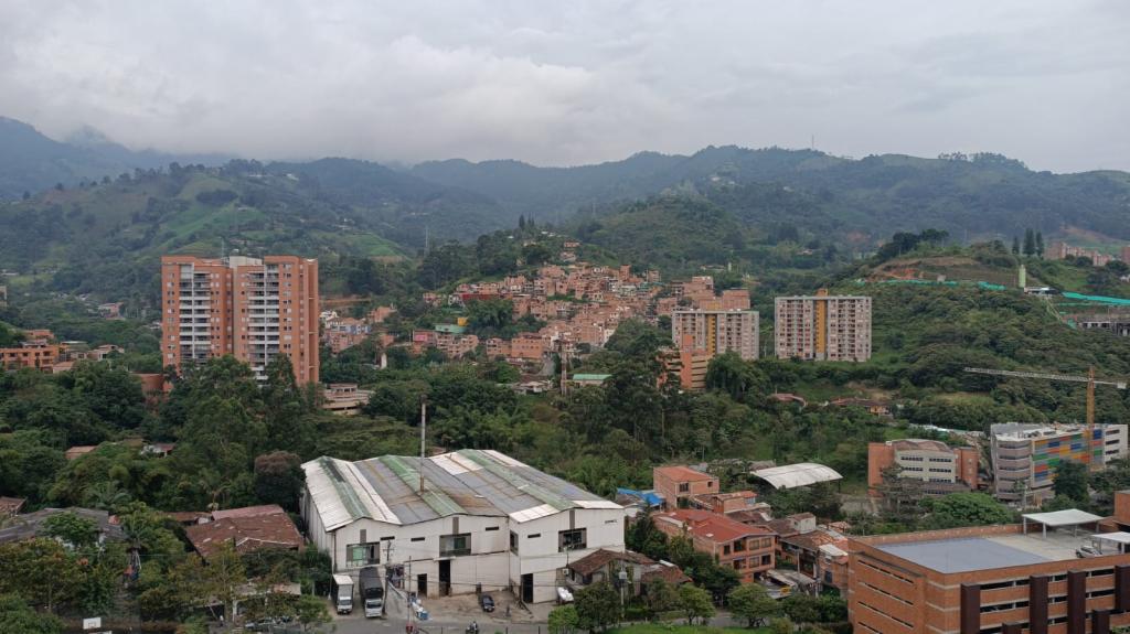 Apartamento en venta en El Chingui, Envigado · foto 5 de 24
