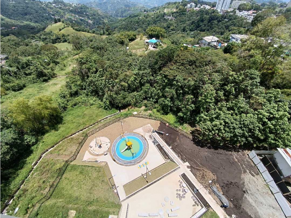 Apartamento en venta en Los Alcazares, Manizales · foto 3 de 24