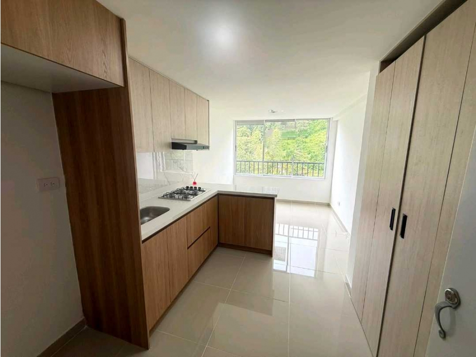 Apartamento en venta en Los Alcazares, Manizales · foto 14 de 24