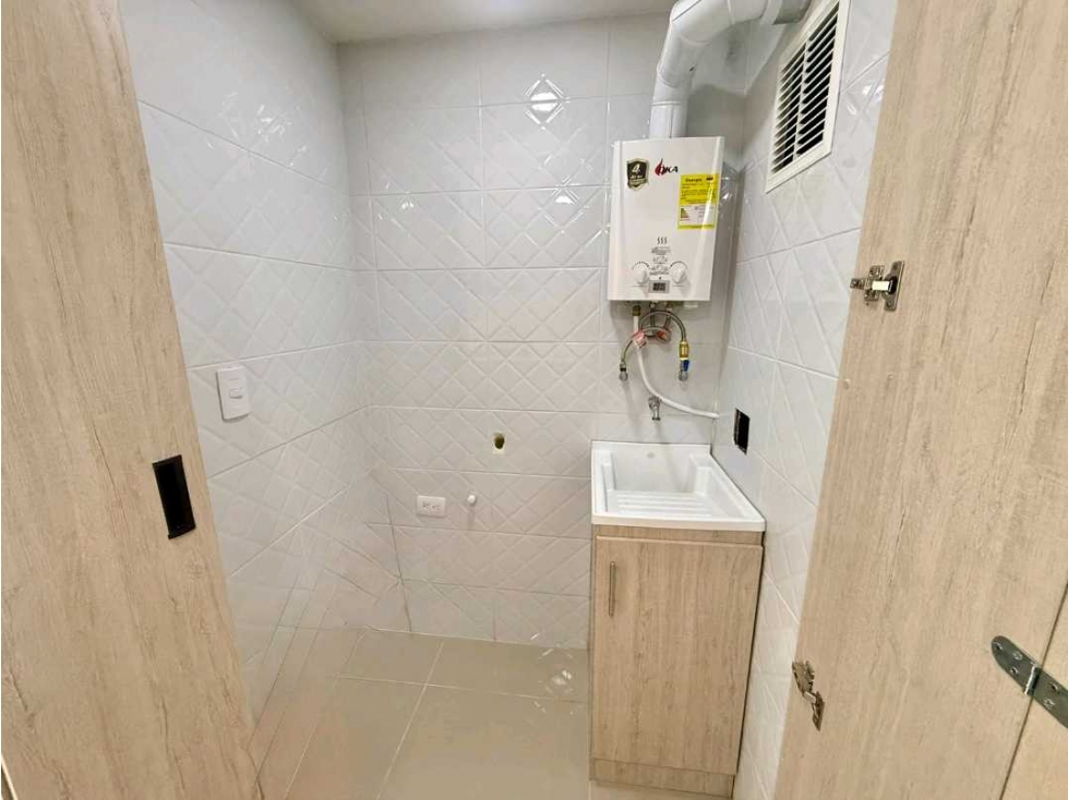 Apartamento en venta en Los Alcazares, Manizales · foto 20 de 24