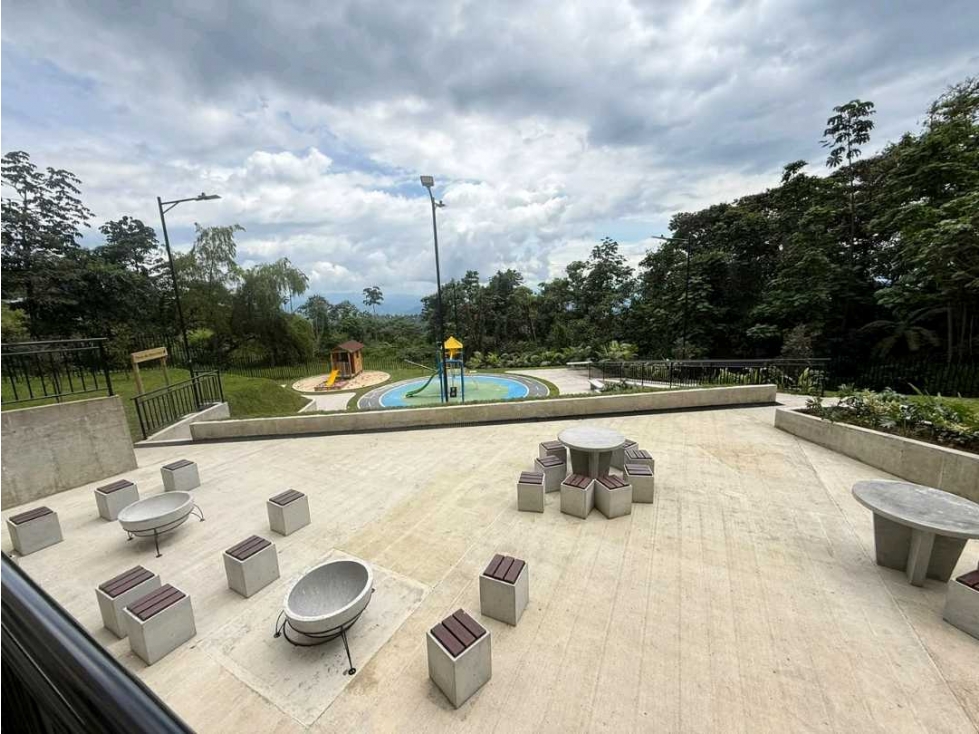 Apartamento en venta en Los Alcazares, Manizales · foto 22 de 24